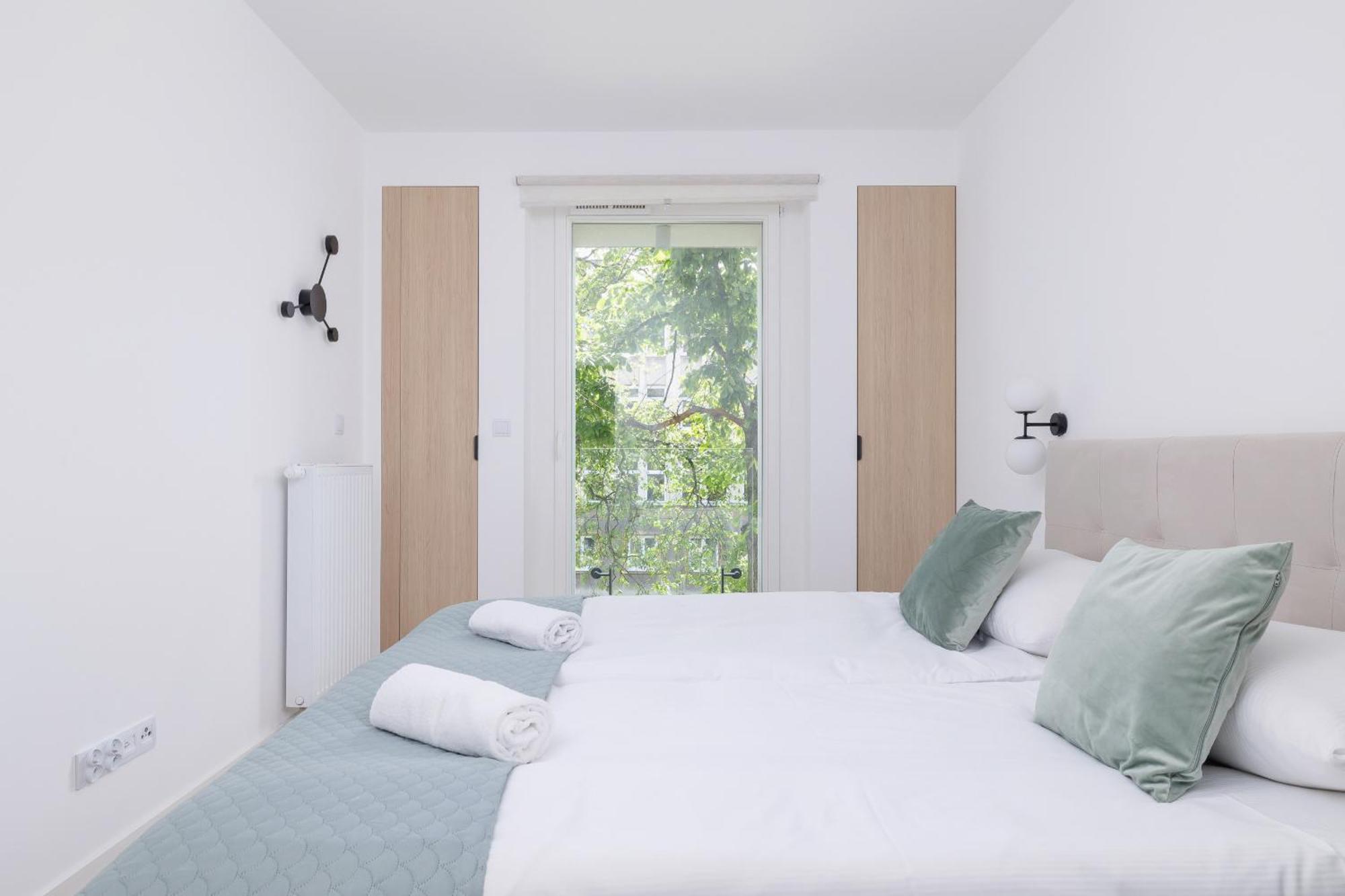 Krowoderska Apartment With Balcony Near City Center By Rent Like Home 크라쿠프 외부 사진